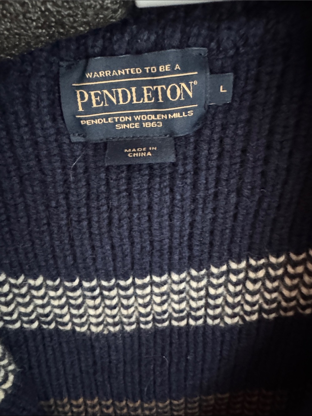 Pendleton Westerly Navy Zip Cardigan-Sweater Jacket. 100% Lambs Wool. - Picture 3 of 4